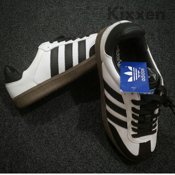 Classic Samba Variant Sneaker – Black & White Synthetic Leather (OEM Grade)