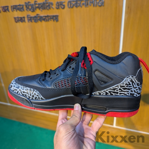 Nike Air Jordan Spizike Low Bred Sneaker